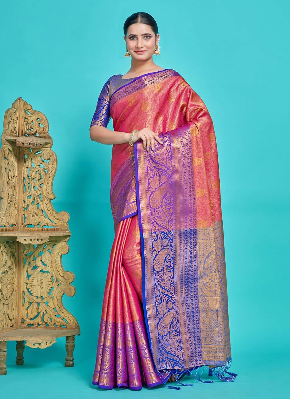 Trendy Woven Kanjivaram Silk Saree - S5008