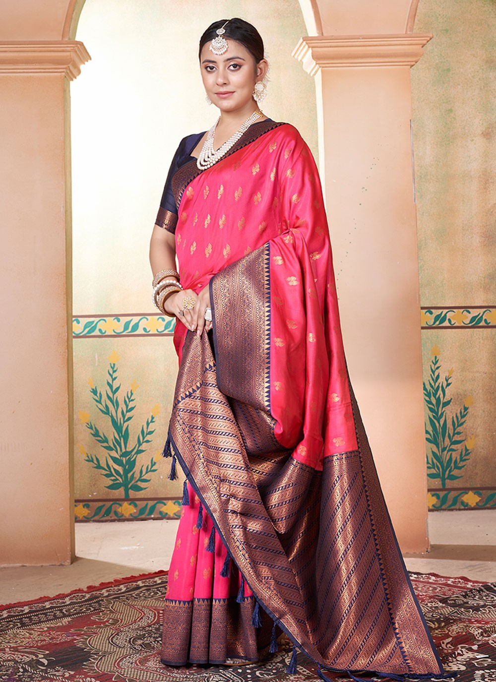 Classic Woven Kanjivaram Silk Saree - S6335