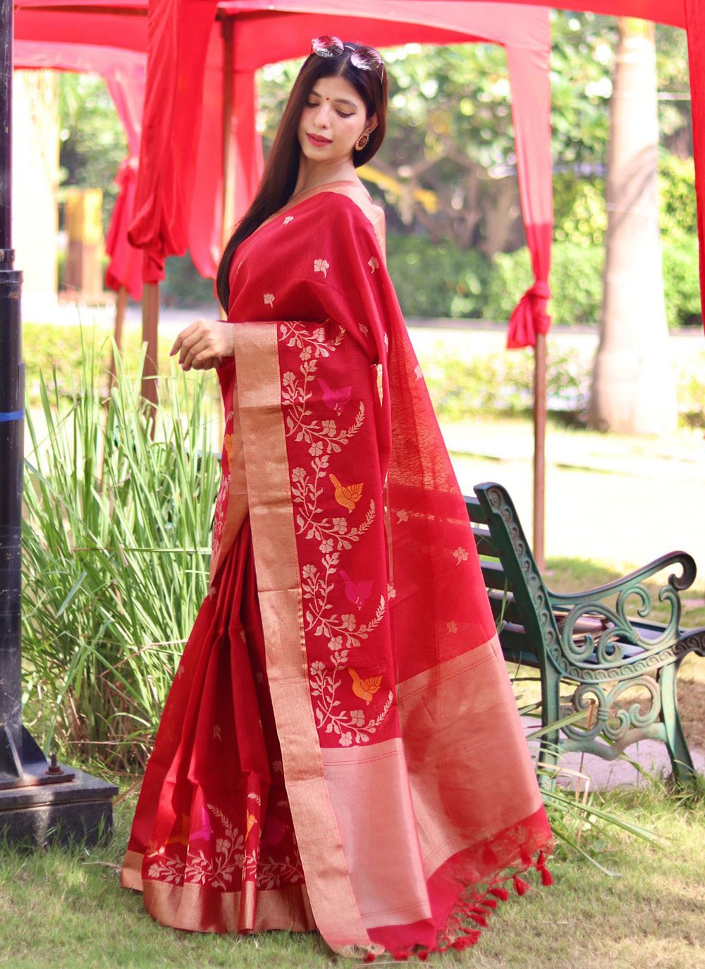 Trendy Woven Cotton Silk Saree - S4316