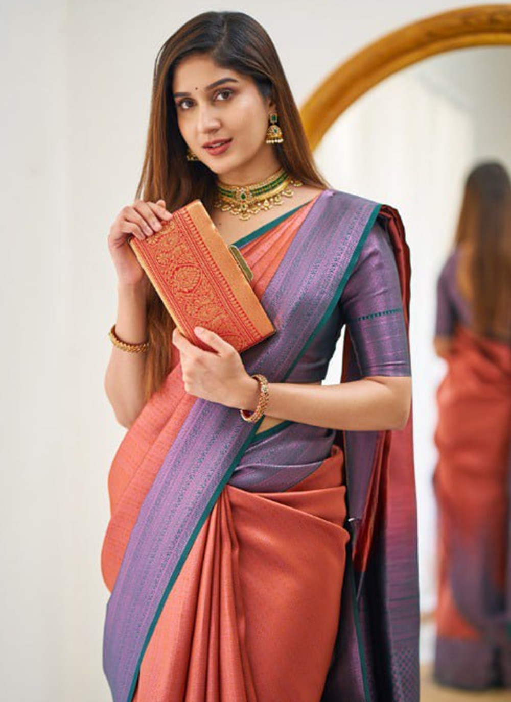 Trendy Woven Banarasi Silk Saree - S5140