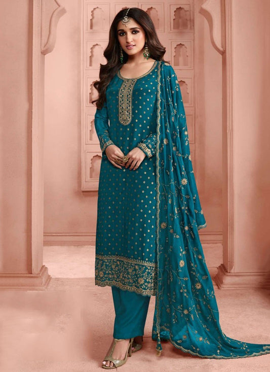 Embroidered Jacquard Silk Pant Style Suit - T4596