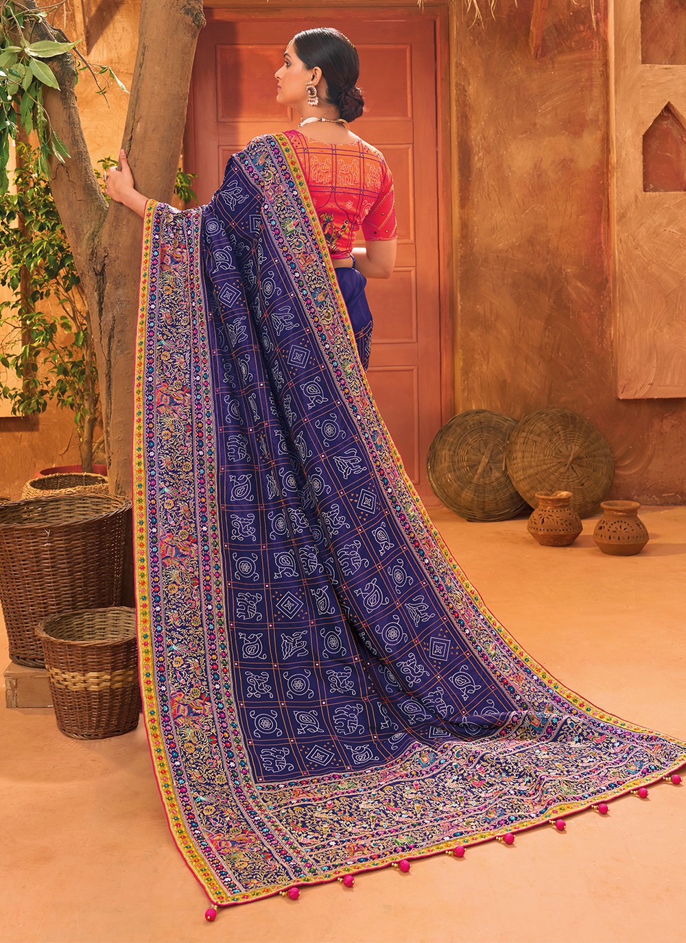 Trendy Cutdana Banarasi Silk Saree - S5228