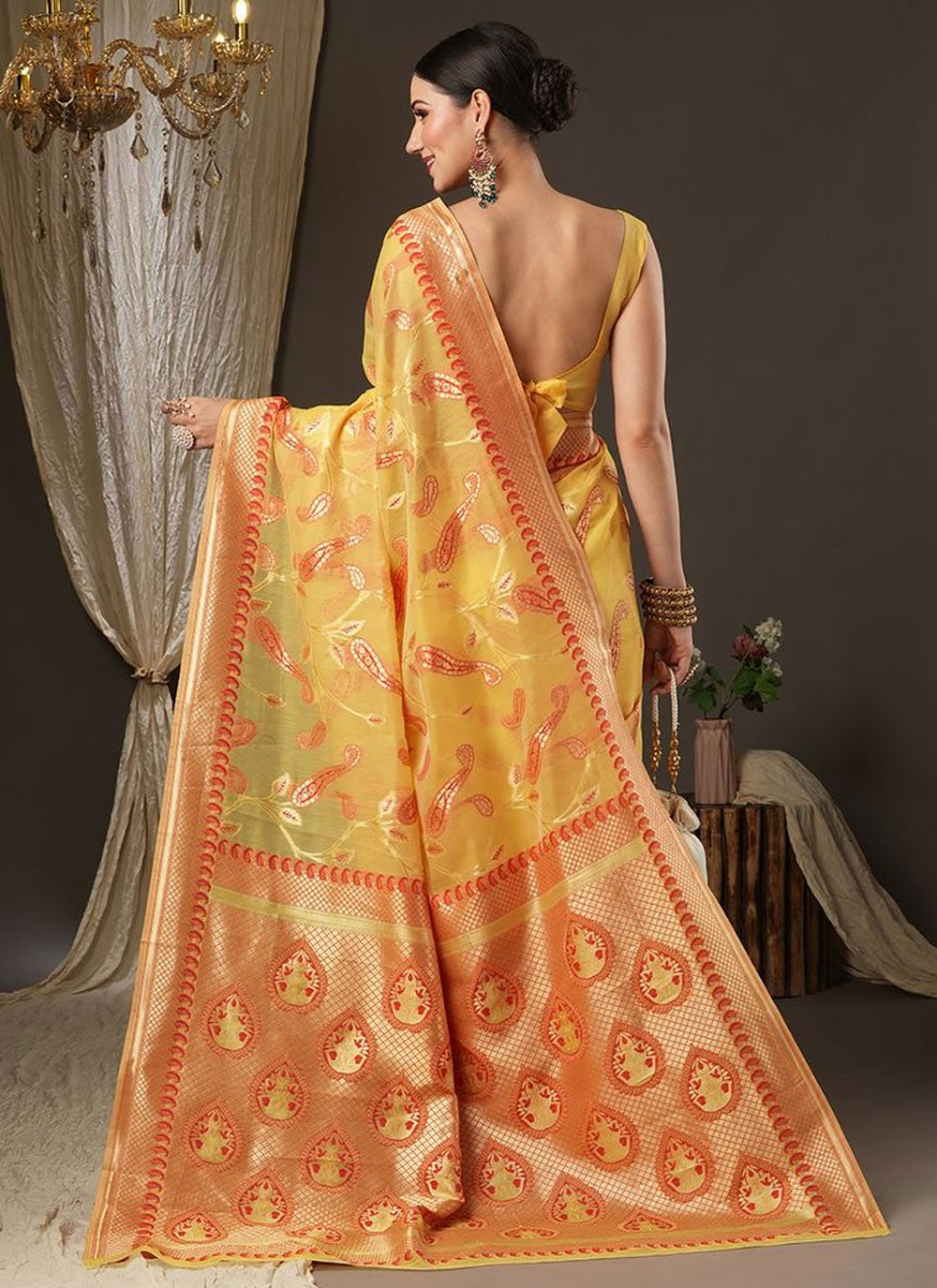 Classic Weaving Zari Organza Saree - S8907