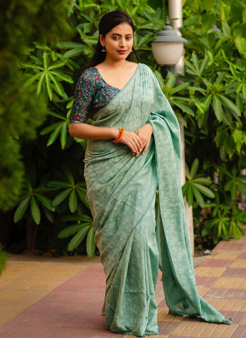 Trendy Fancy Work Chiffon Saree - S5752