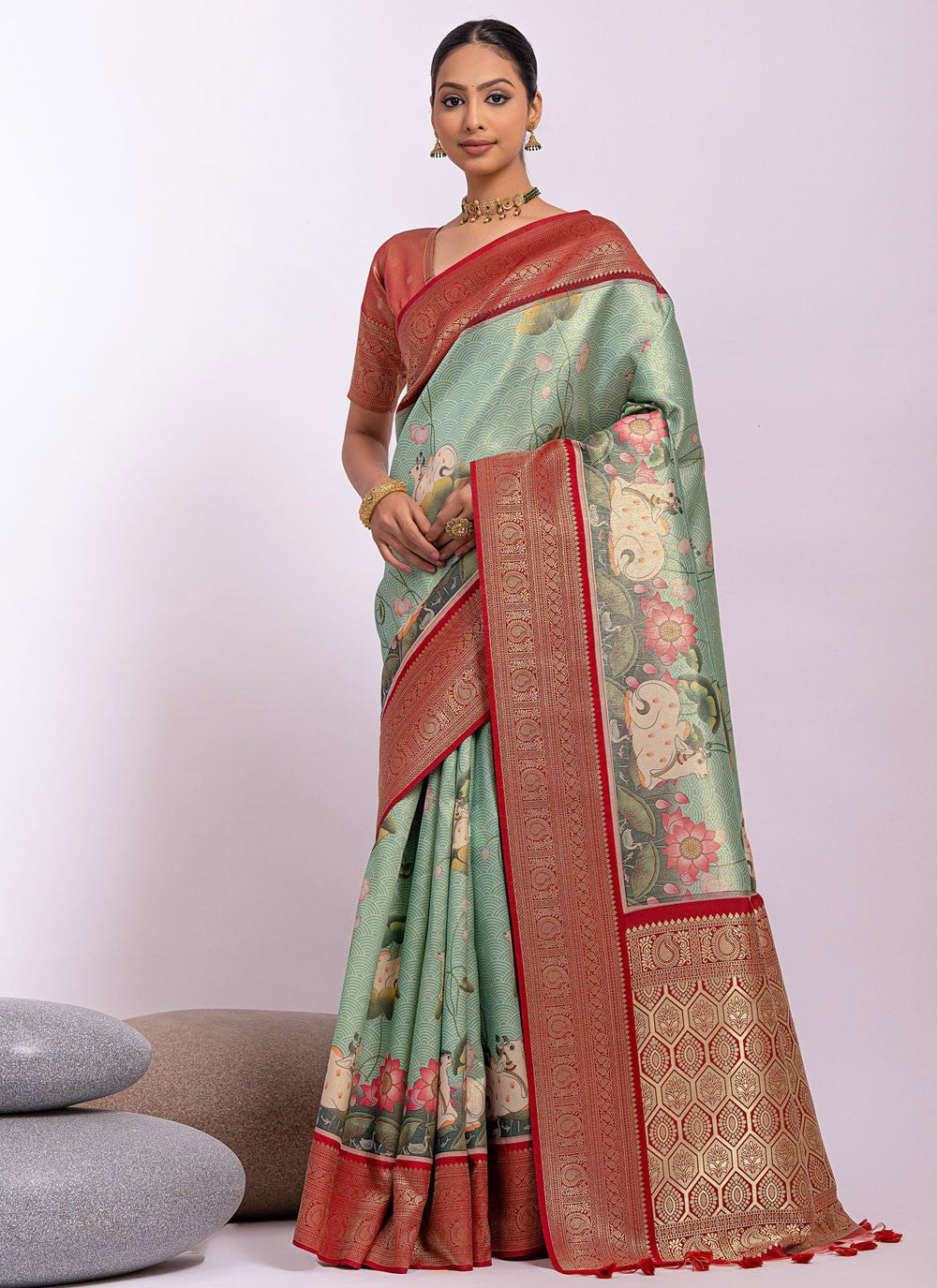 Trendy Weaving Zari Kanjivaram Silk Saree - S5153