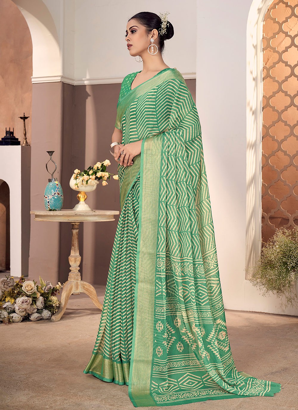 Trendy Printed Chiffon Saree - S8758