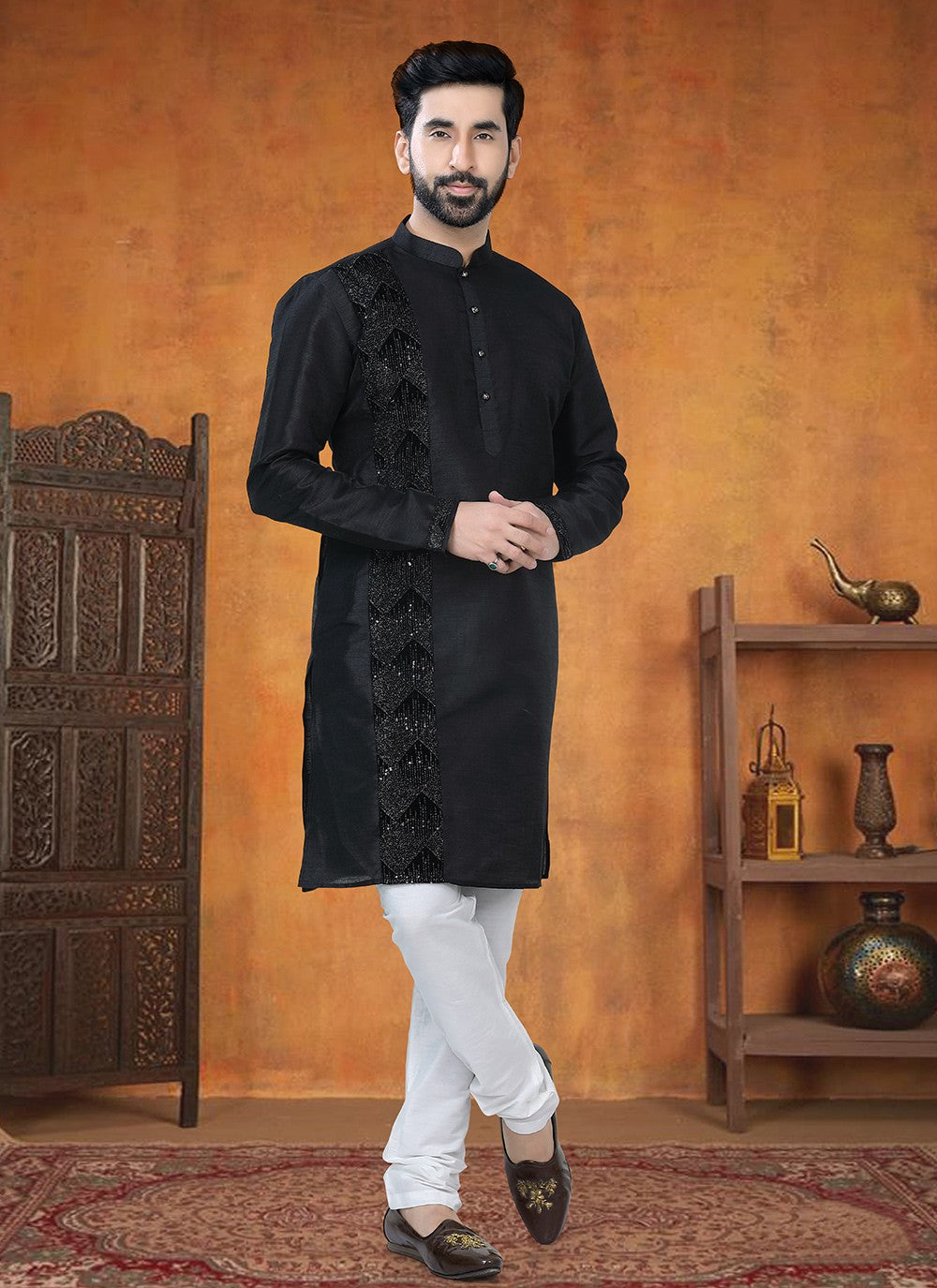 Patch Silk Black Kurta Pyjama - M8761