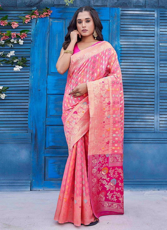 Contemporary Jacquard Work Silk Blend Saree - S9389