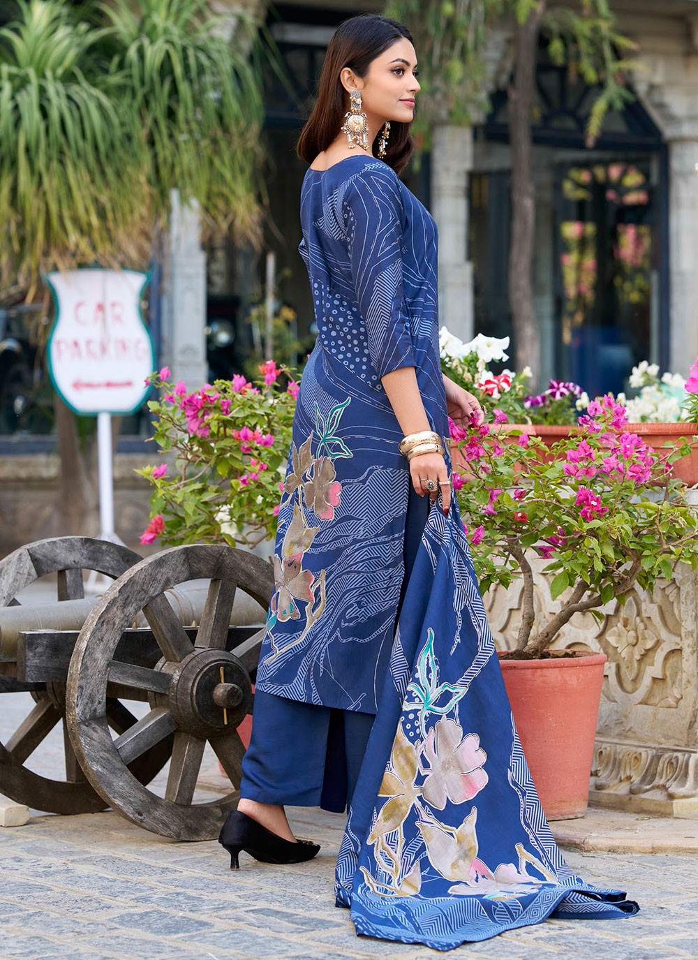 Beads Silk Palazzo Suit - T4627