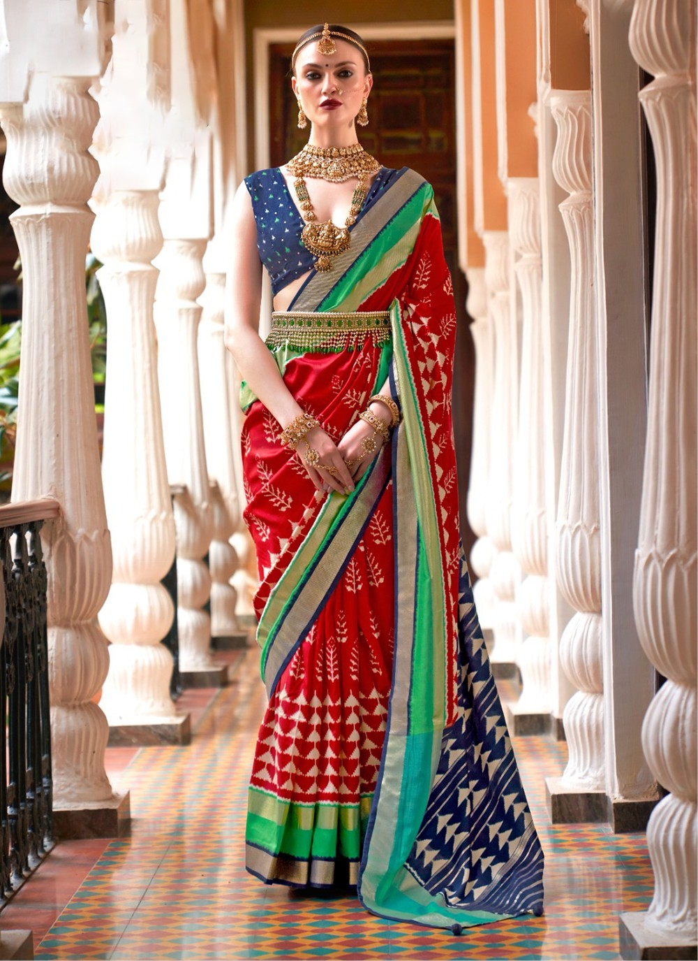 Trendy Patola Print Silk Saree - S3405