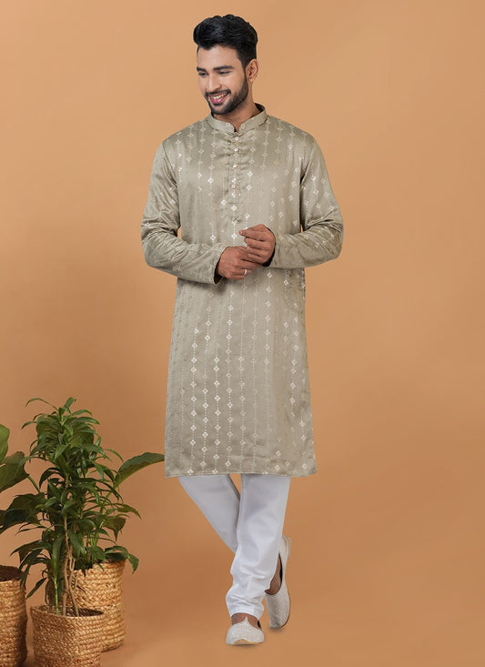 Embroidered Silk Green Kurta Pyjama - M6342