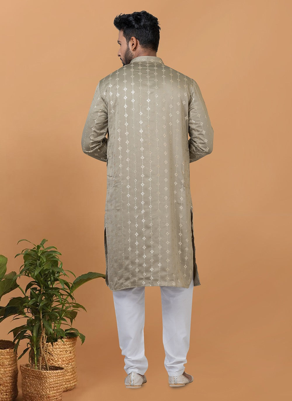 Embroidered Silk Green Kurta Pyjama - M6342