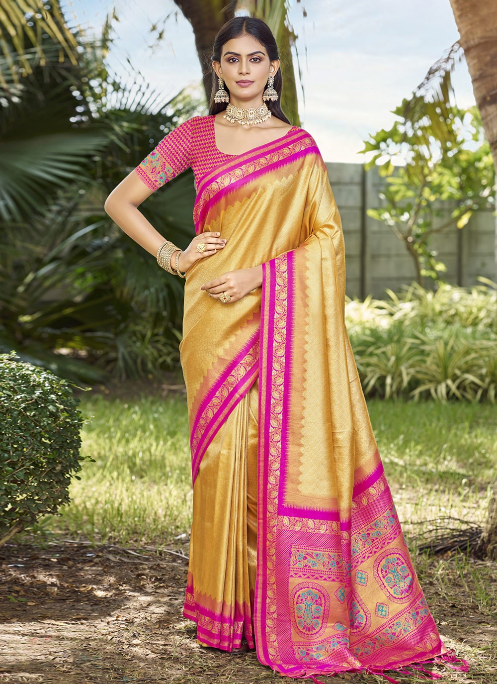 Woven Silk Saree - S12148