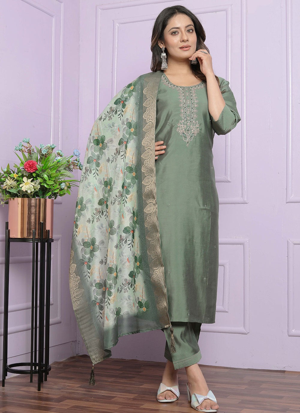 Muslin, Viscose Salwar Suit - T2838