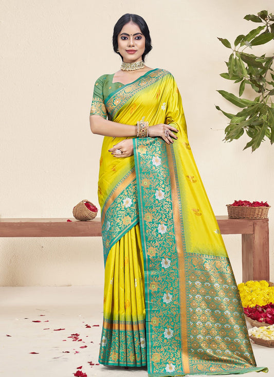 Classic Printed Silk Saree - S10039