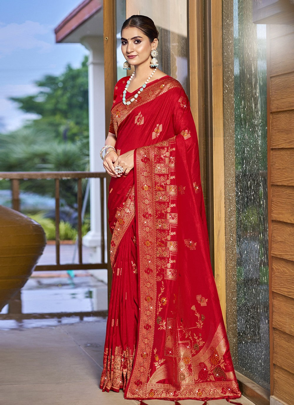 Trendy Zari Silk Saree - S9926