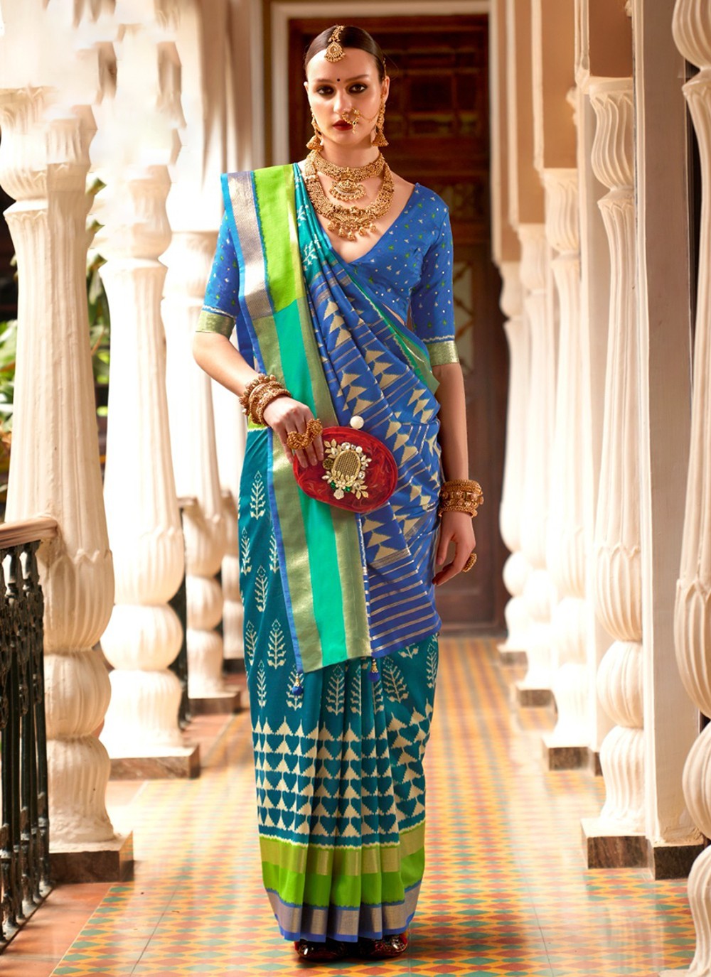 Trendy Patola Print Silk Saree - S3405