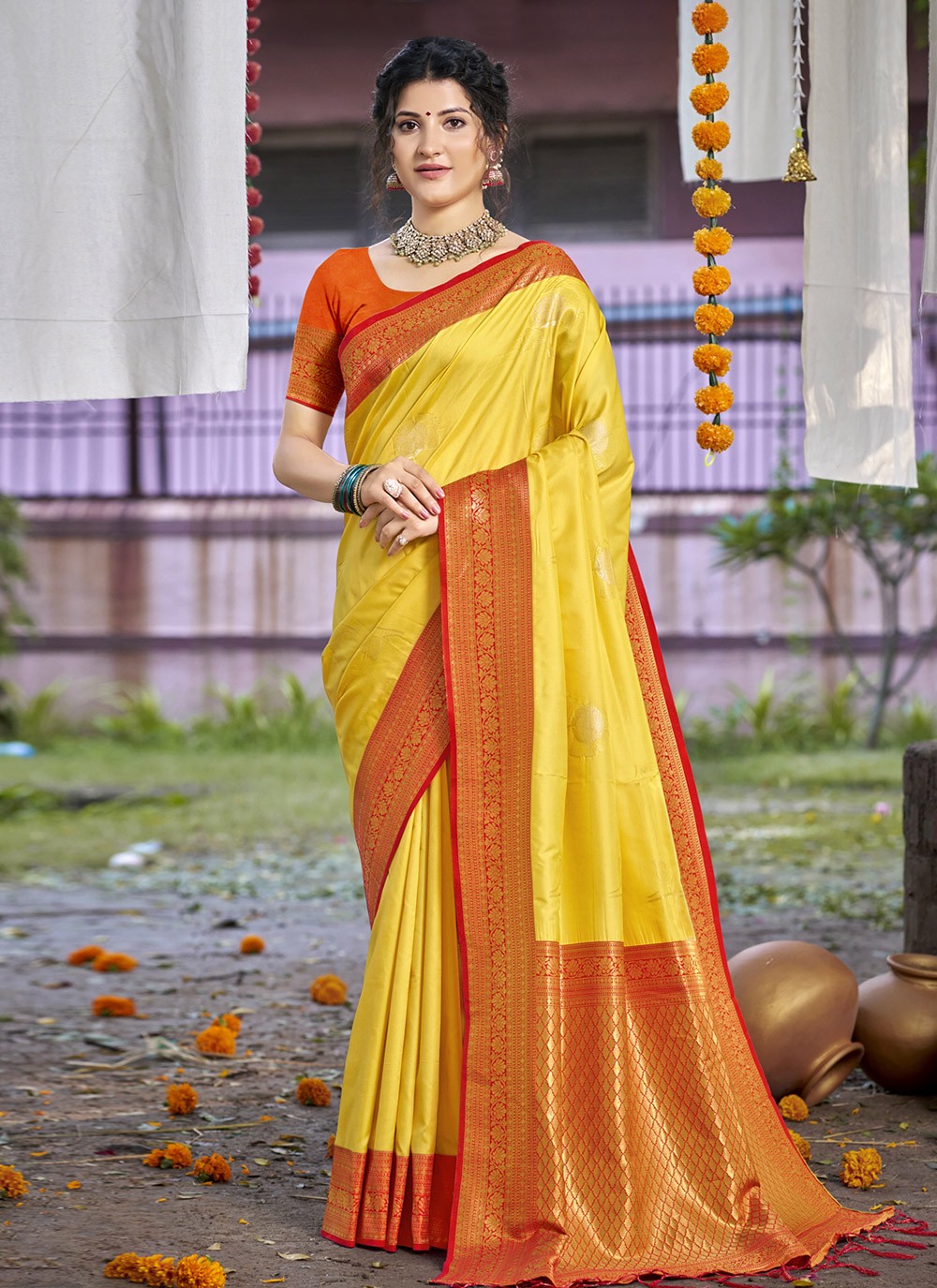 Trendy Weaving Zari Silk Green, Pink Saree - S11447