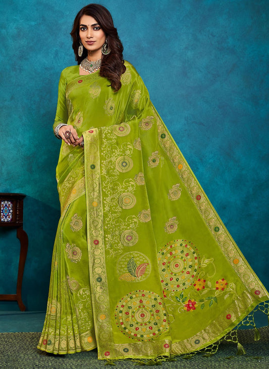 Classic Weaving Zari Silk Saree - S9919