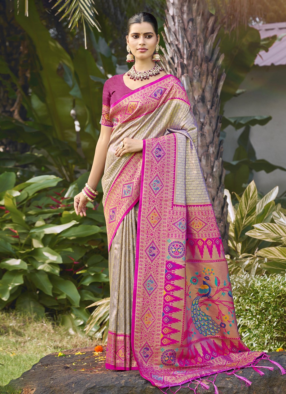 Classic Weaving Zari Silk Saree - S9835