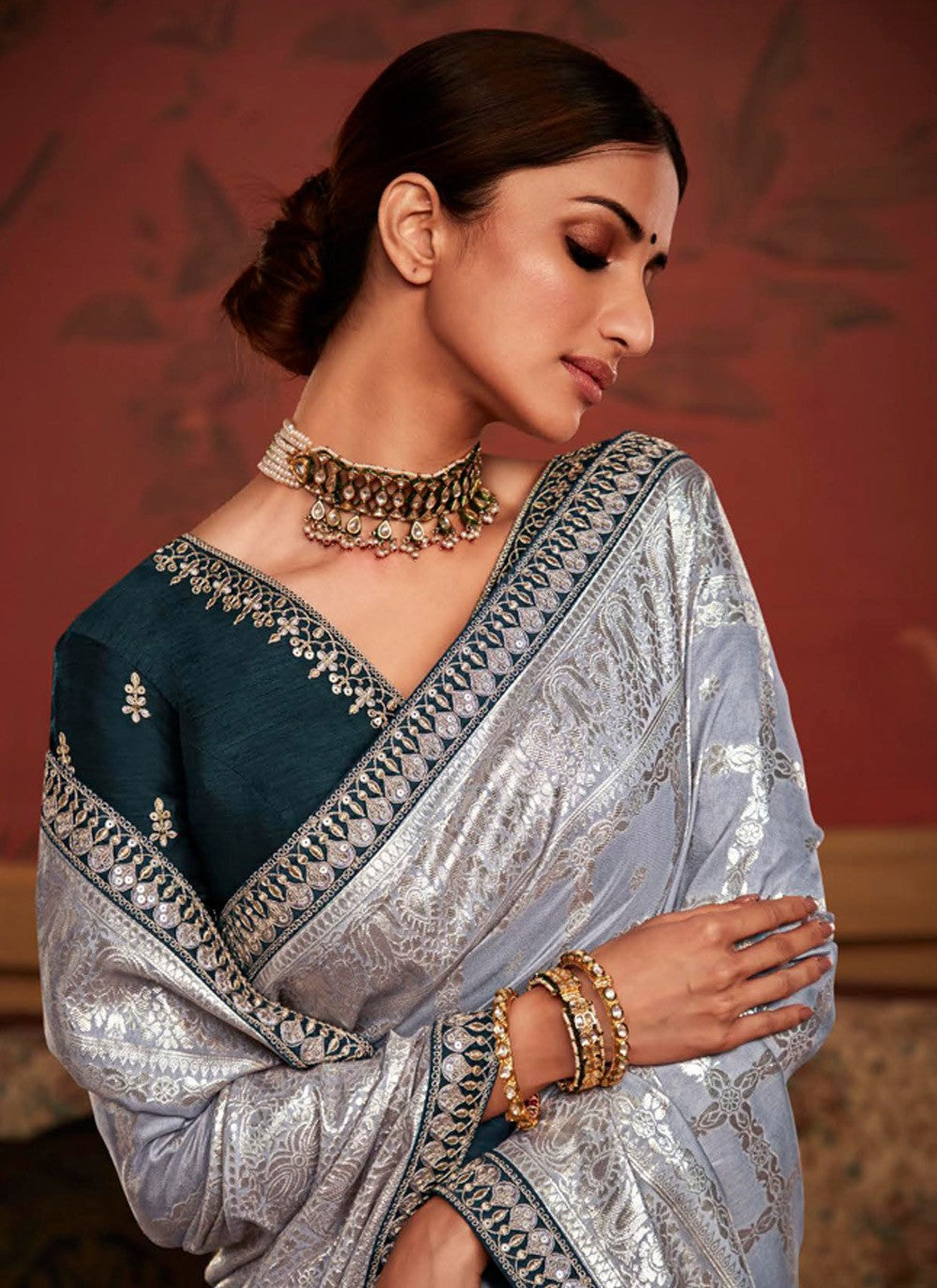 Classic Woven Silk Saree - S3562