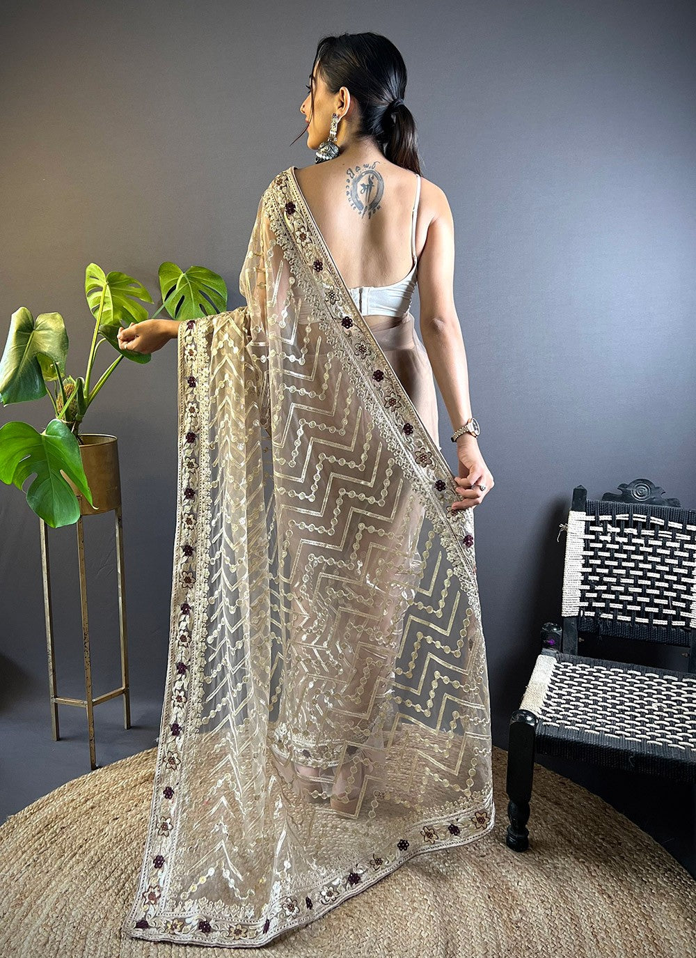 Trendy Embroidered Net Saree - S10598