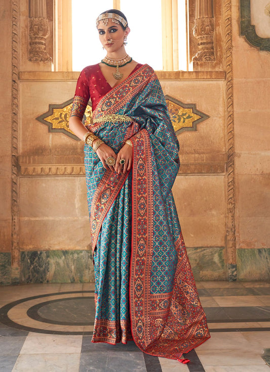 Trendy Weaving Zari Banarasi Silk Saree - S4770