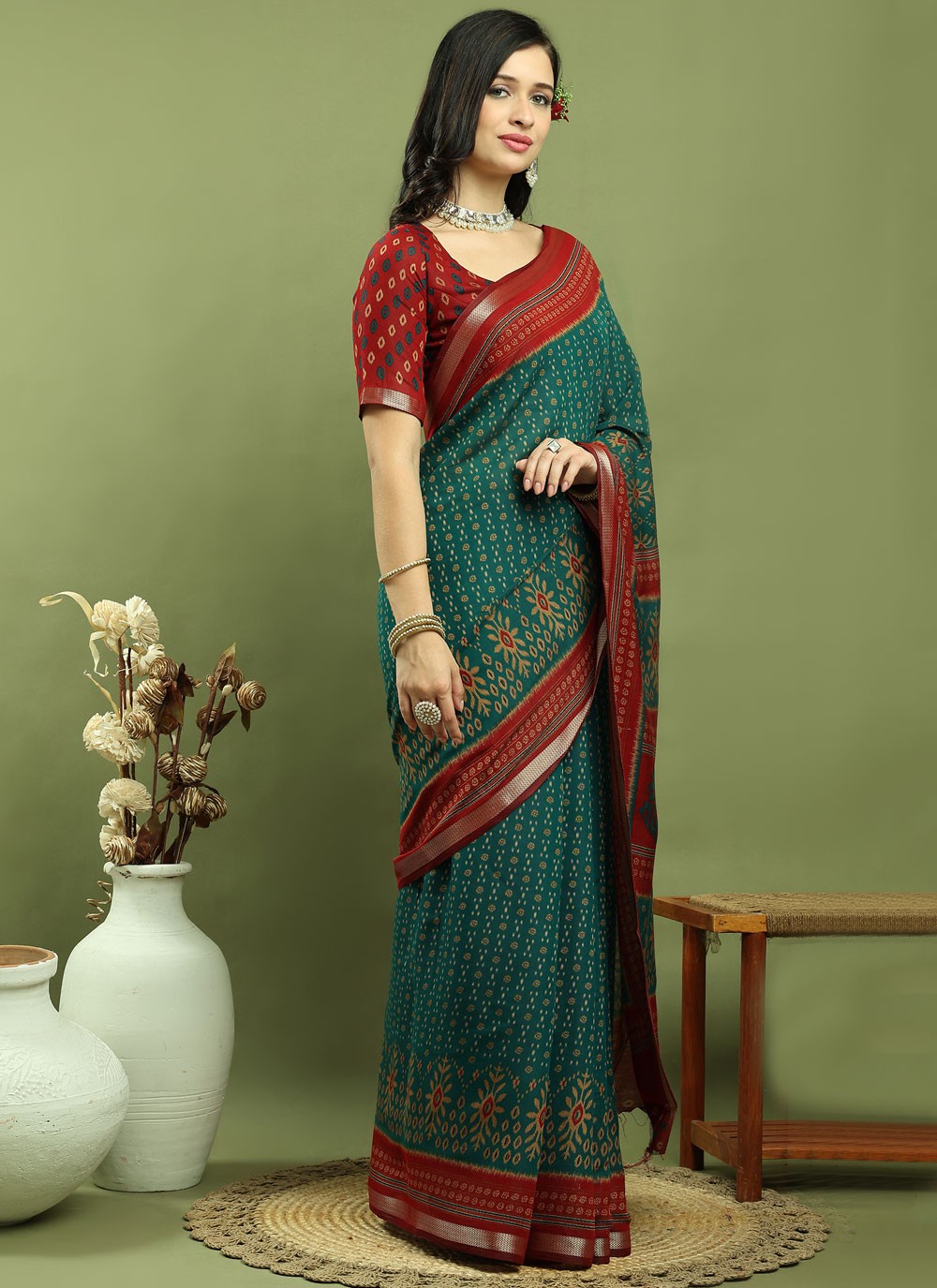 Classic Border Work Silk Blend Saree - S9786