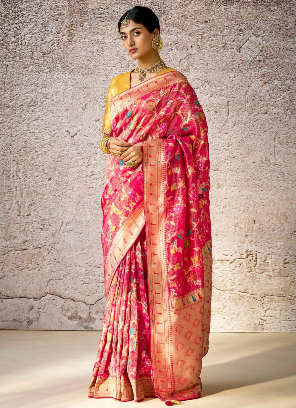 Classic Thread Banarasi Silk Saree - S8785