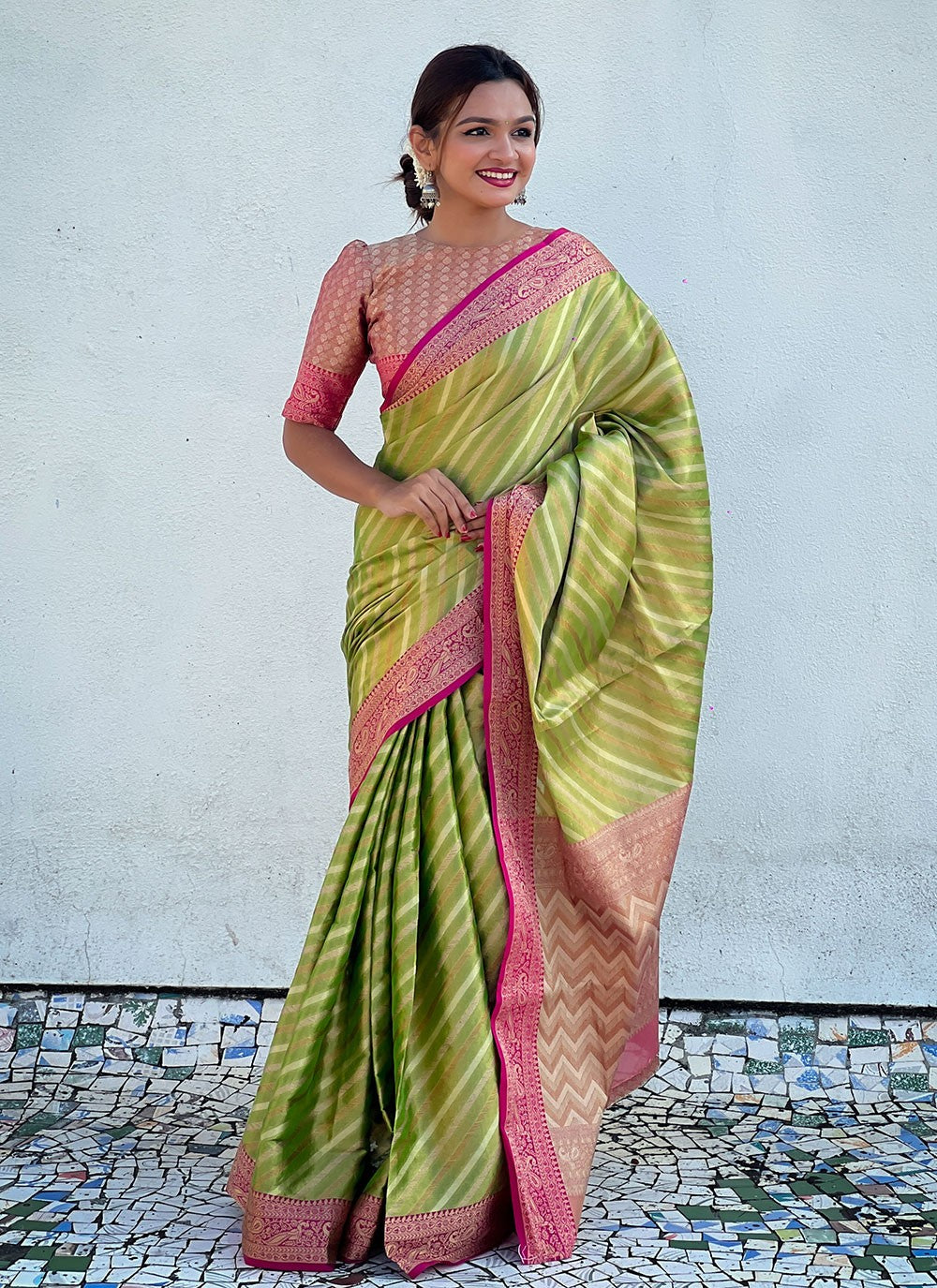 Contemporary Woven Tissue Saree - S9604