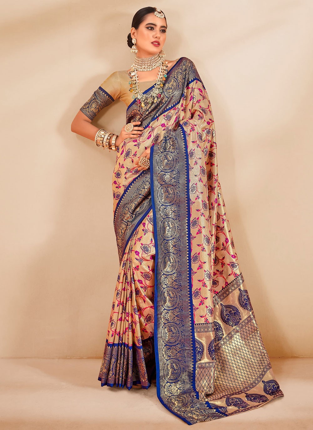 Classic Weaving Zari Silk, Tissue Saree - S9307