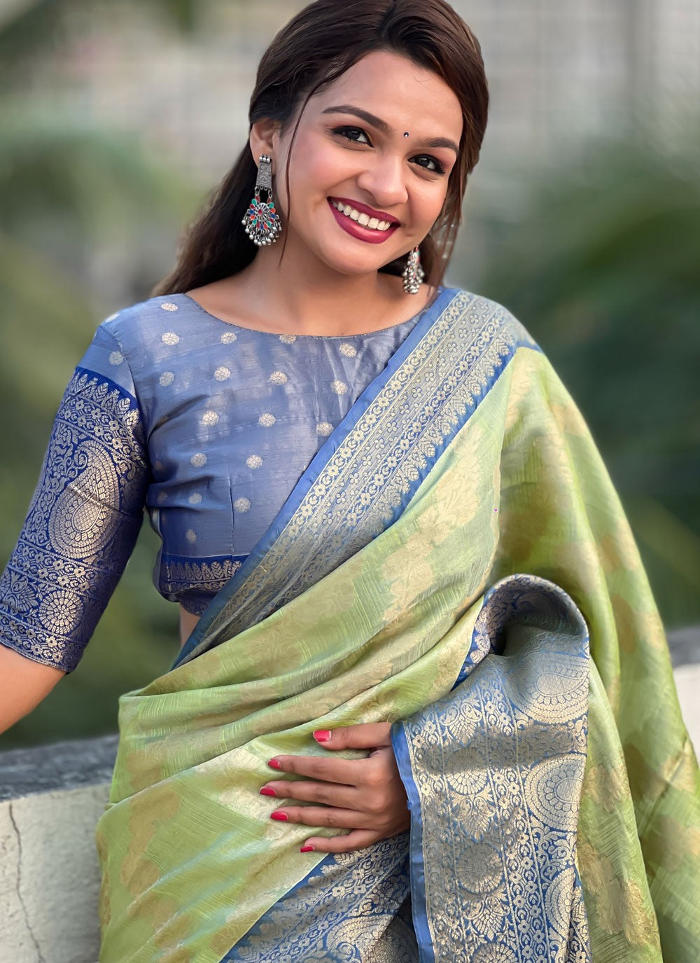 Classic Woven Silk, Tissue Saree - S9052