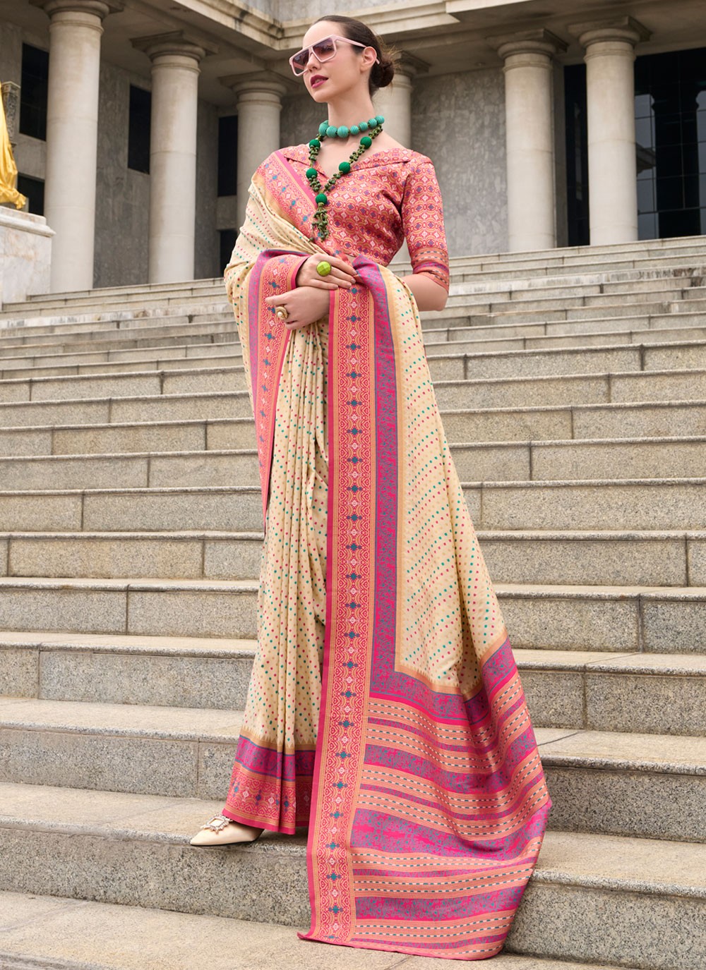 Classic Weaving Zari Banarasi Silk Saree - S8227