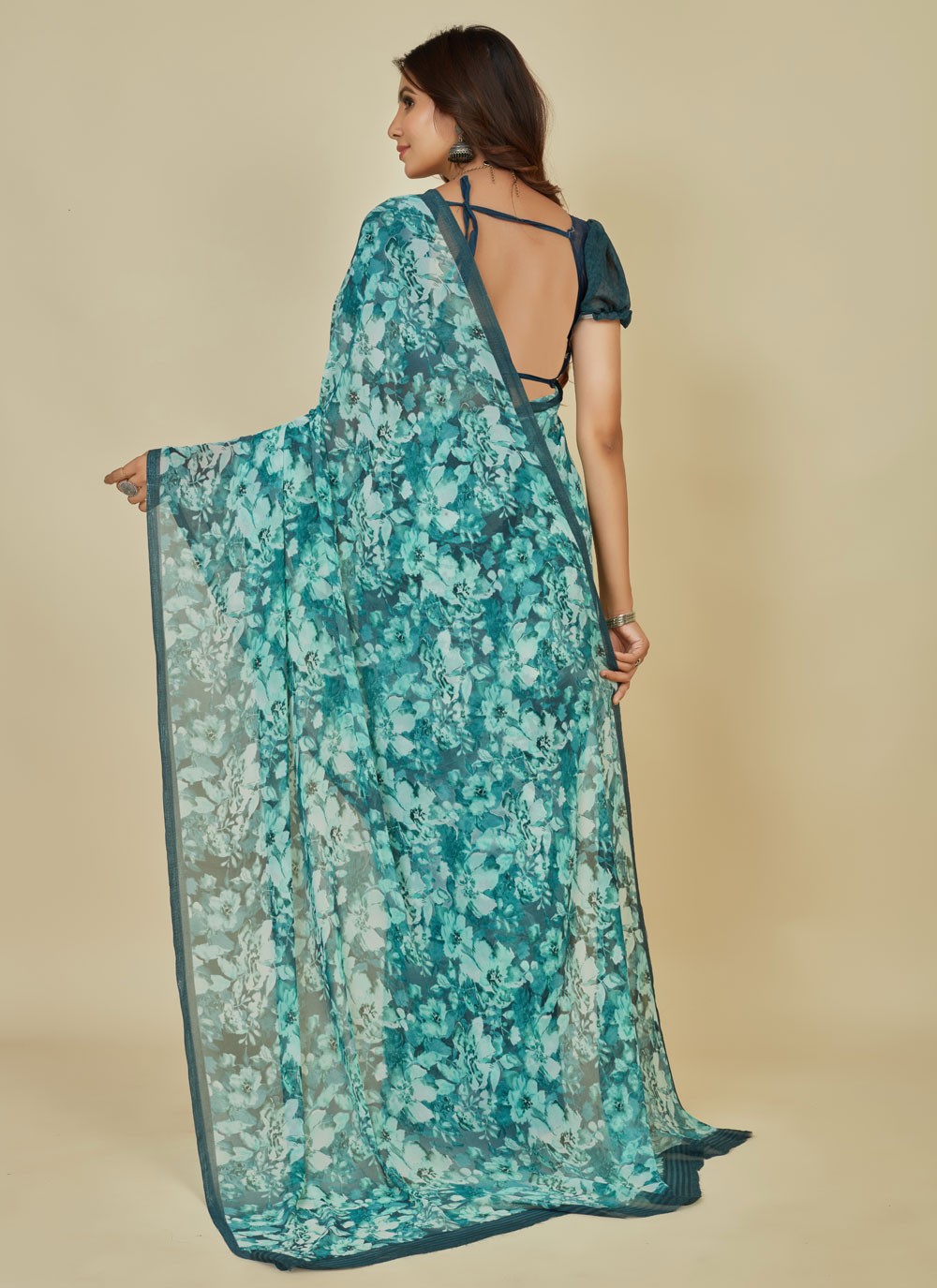 Trendy Floral Printed Georgette Saree - S5376