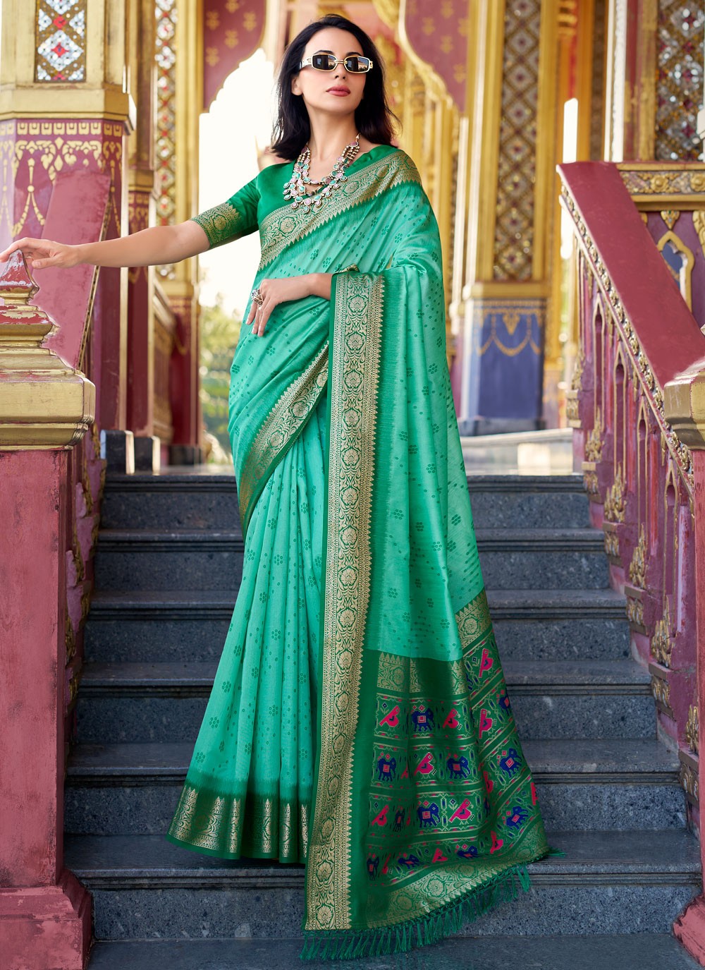 Patola Print, Weaving Zari, Zari Handloom Silk Saree - S12058