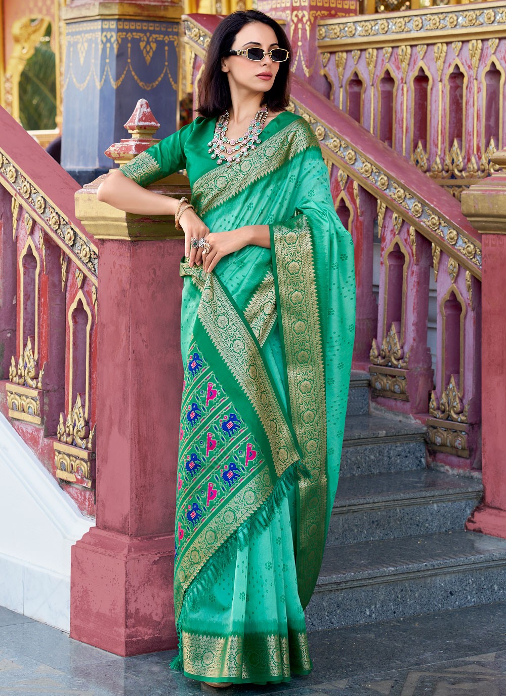 Patola Print, Weaving Zari, Zari Handloom Silk Saree - S12058