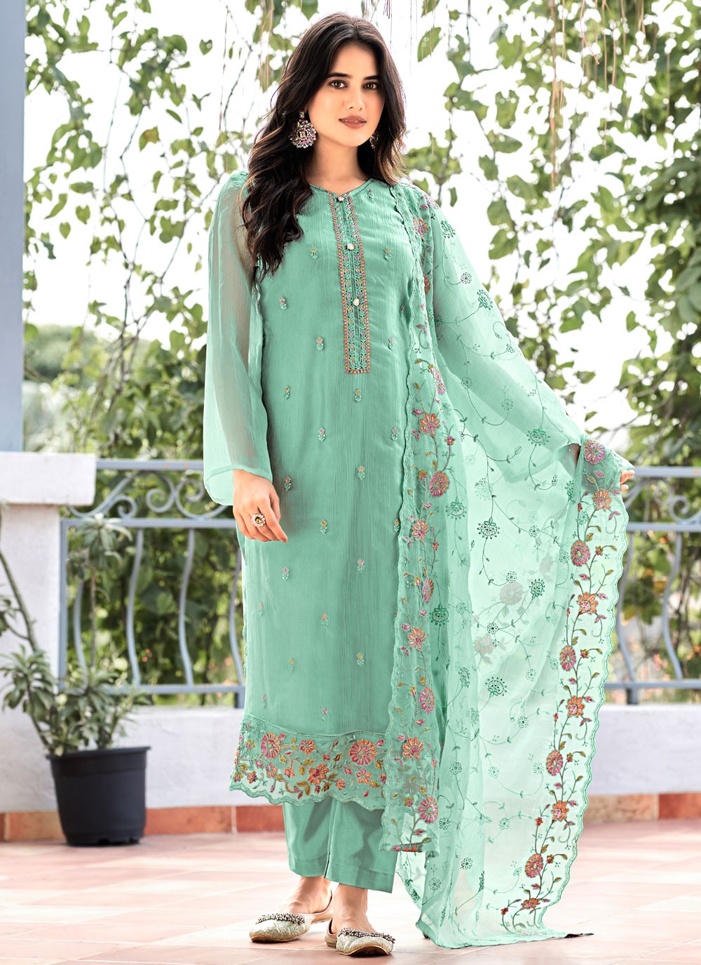 Embroidered Chiffon Salwar Suit - T4464