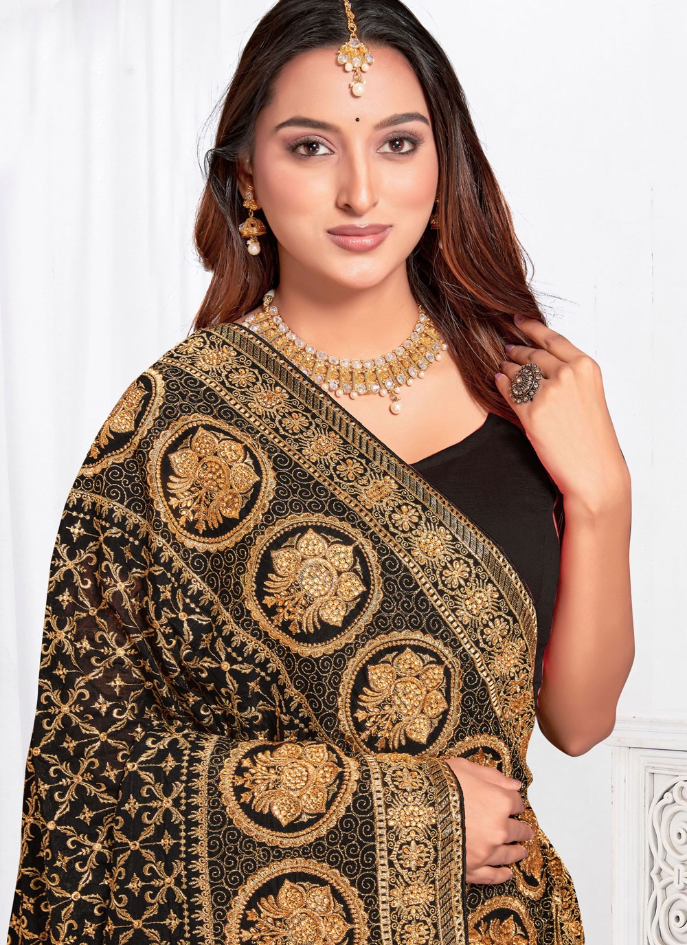 Embroidered, Zari Vichitra Silk Saree - S12102