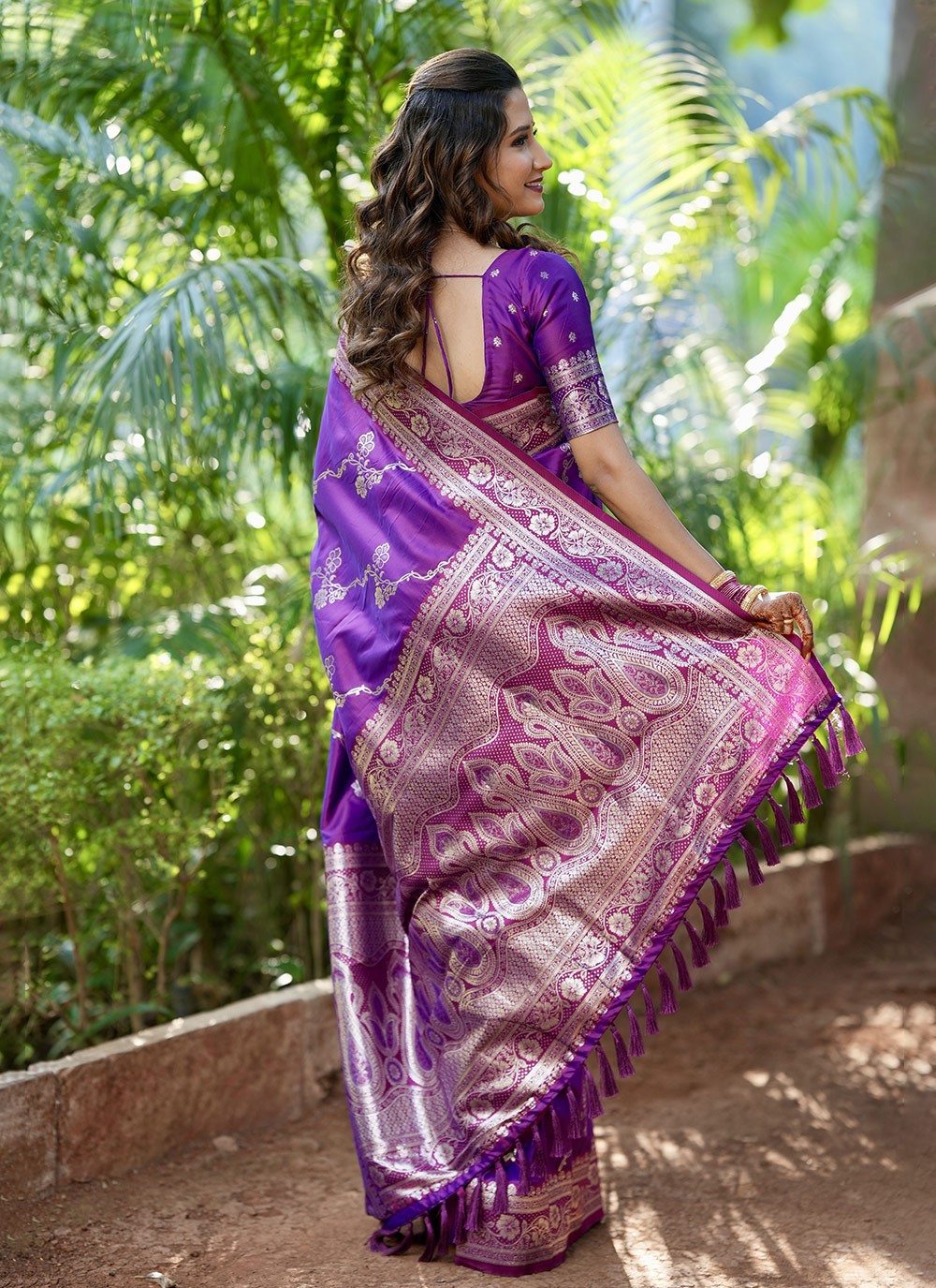 Jacquard Work, Woven, Zari Banarasi Silk Saree - S11854