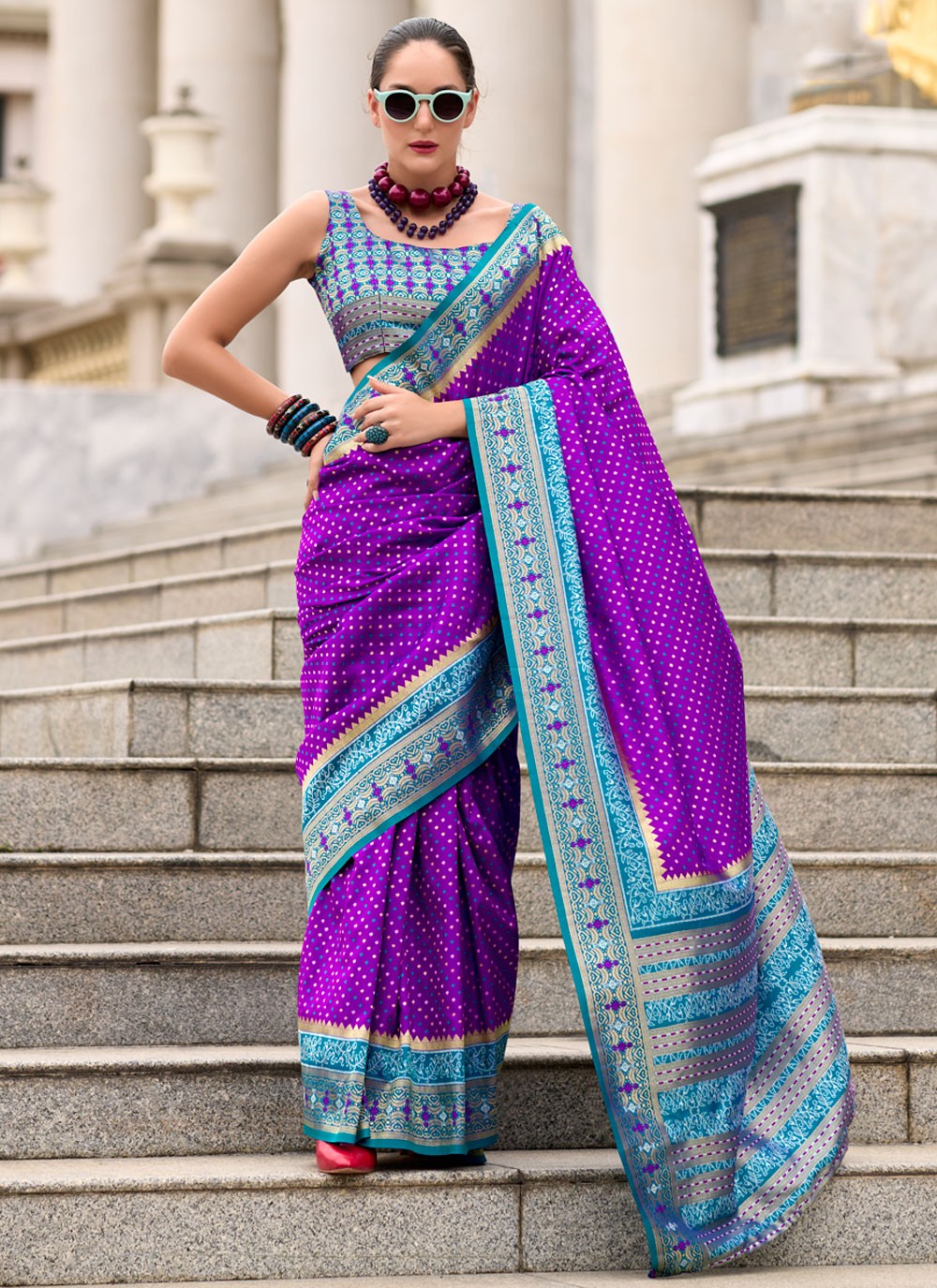 Classic Weaving Zari Banarasi Silk Saree - S8227