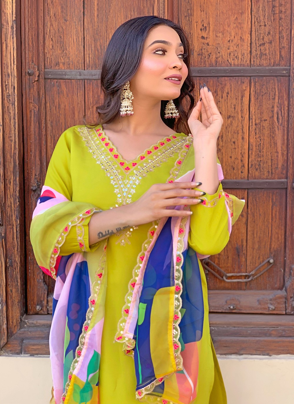 Silk, Viscose Salwar Suit - T3285