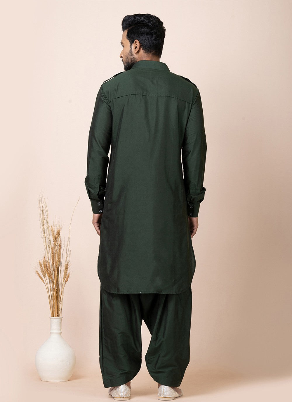 Plain Viscose Green Kurta Pyjama - M7465