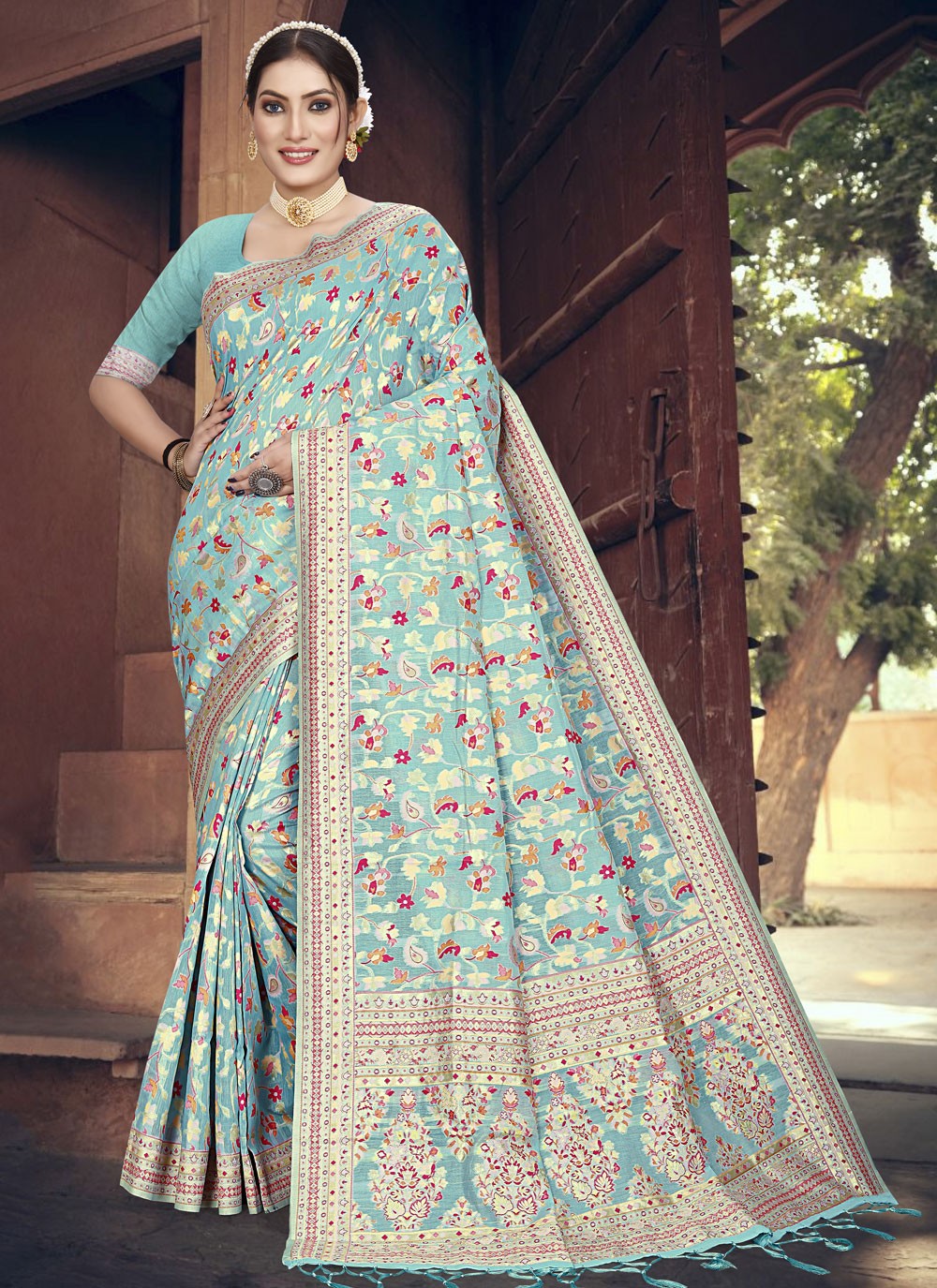 Classic Weaving Zari Art Silk Saree - S9113