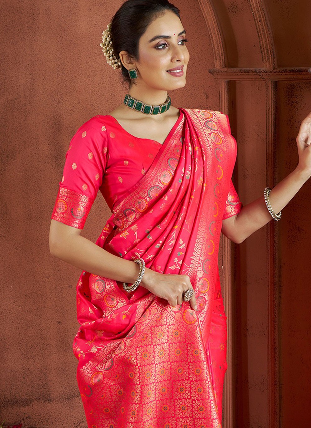 Classic Weaving Zari Banarasi Silk Saree - S9197