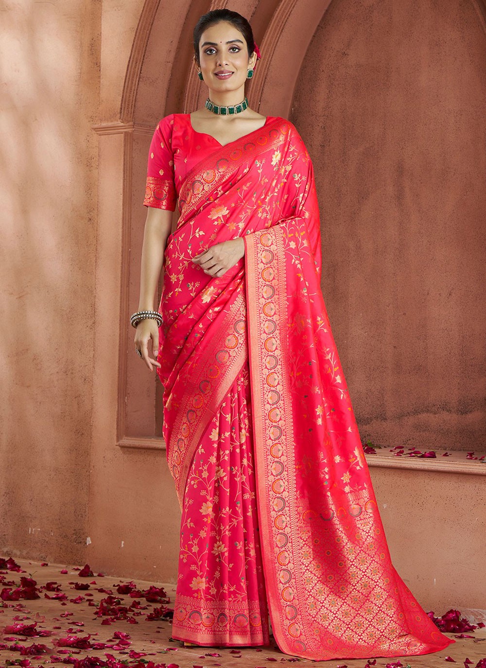 Classic Weaving Zari Banarasi Silk Saree - S9197