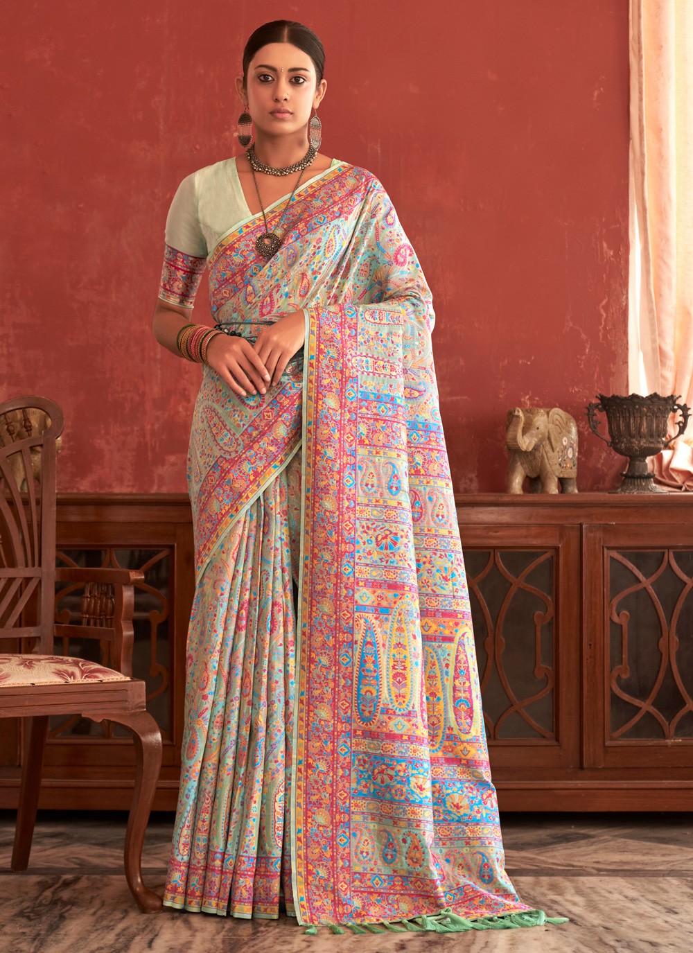 Classic Weaving Zari Pashmina Silk Saree - S3492