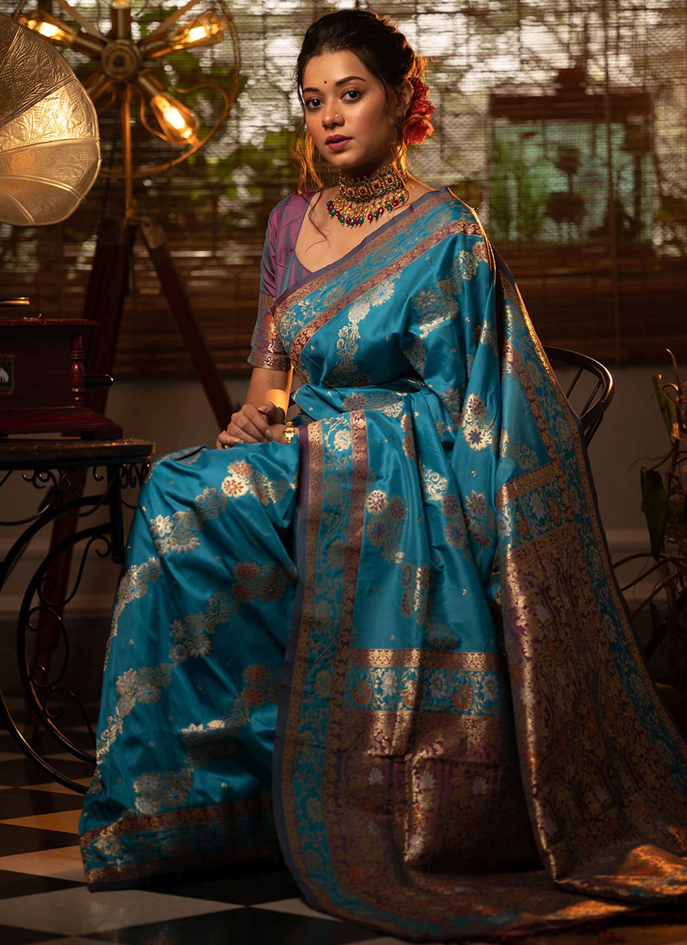 Traditional Weaving Zari Banarasi Silk Saree - S2245