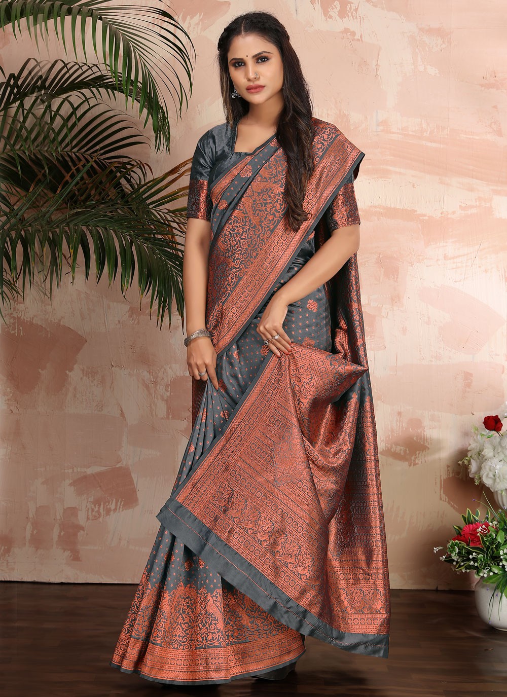 Classic Weaving Zari Banarasi Silk Saree - S2631