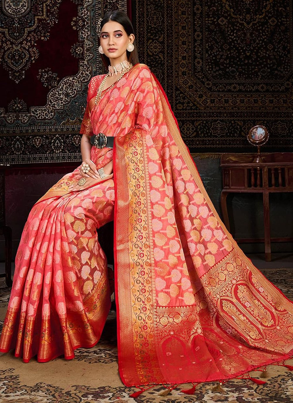 Classic Weaving Zari Kanjivaram Silk Saree - S5322