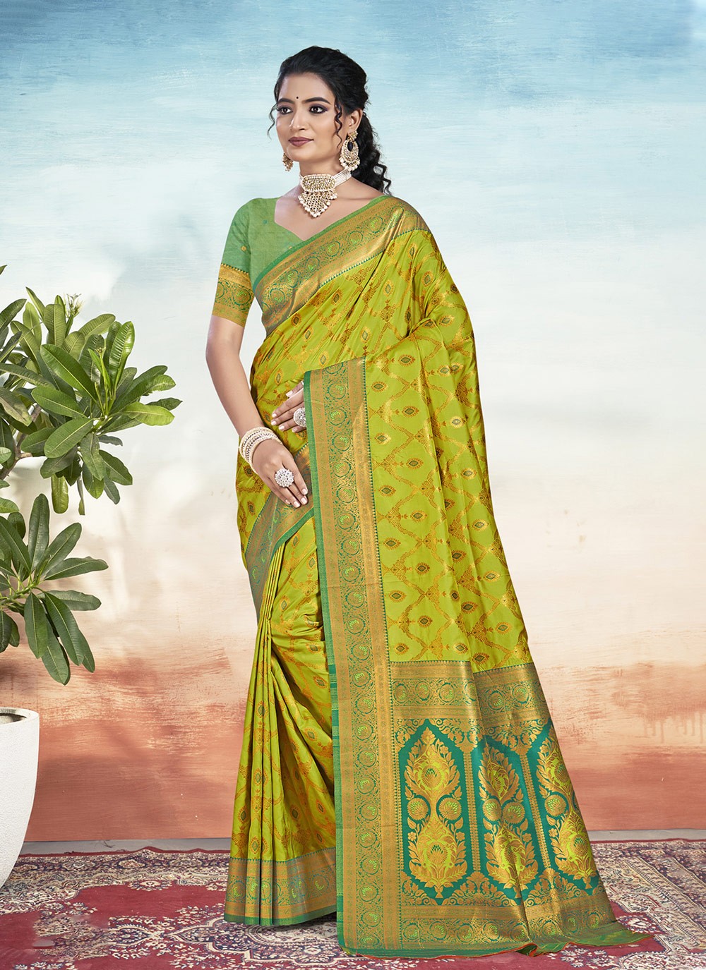 Contemporary Weaving Zari Silk Green Saree - S11147